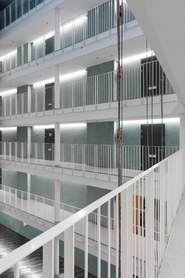 SleepWell Apartments Malaga Helsinki Buitenkant foto