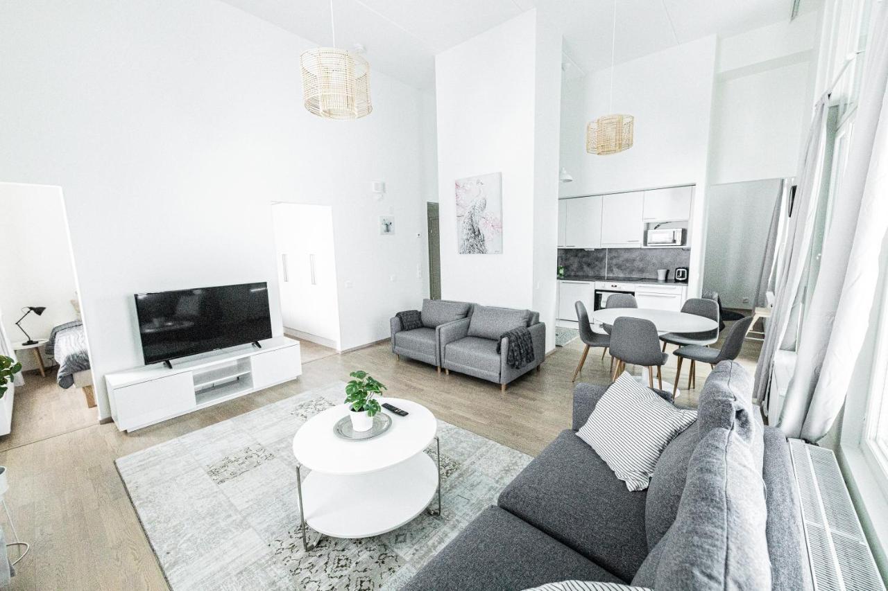 SleepWell Apartments Malaga Helsinki Buitenkant foto