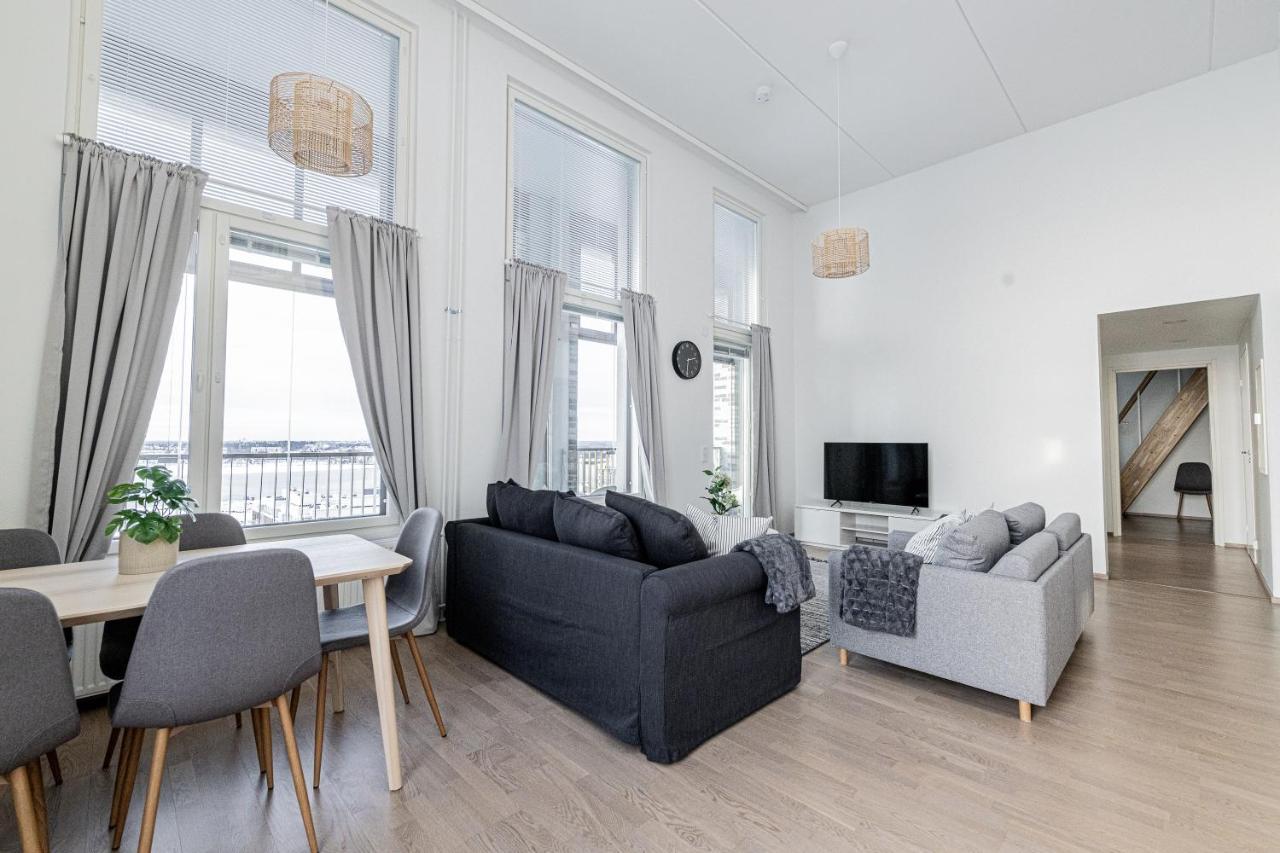 SleepWell Apartments Malaga Helsinki Buitenkant foto